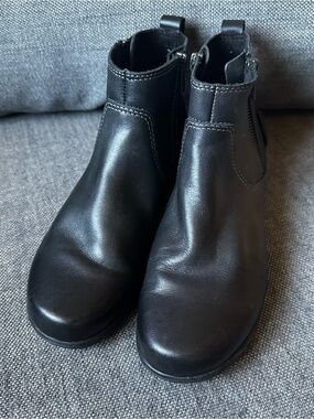 Taos Select Ankle Boot Booties Black Full Grain Leather - Size 6.5